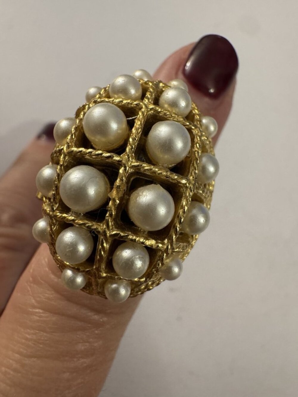 Vintage Avon Ring of Pearls Locket Ring 1970's Statement PD8